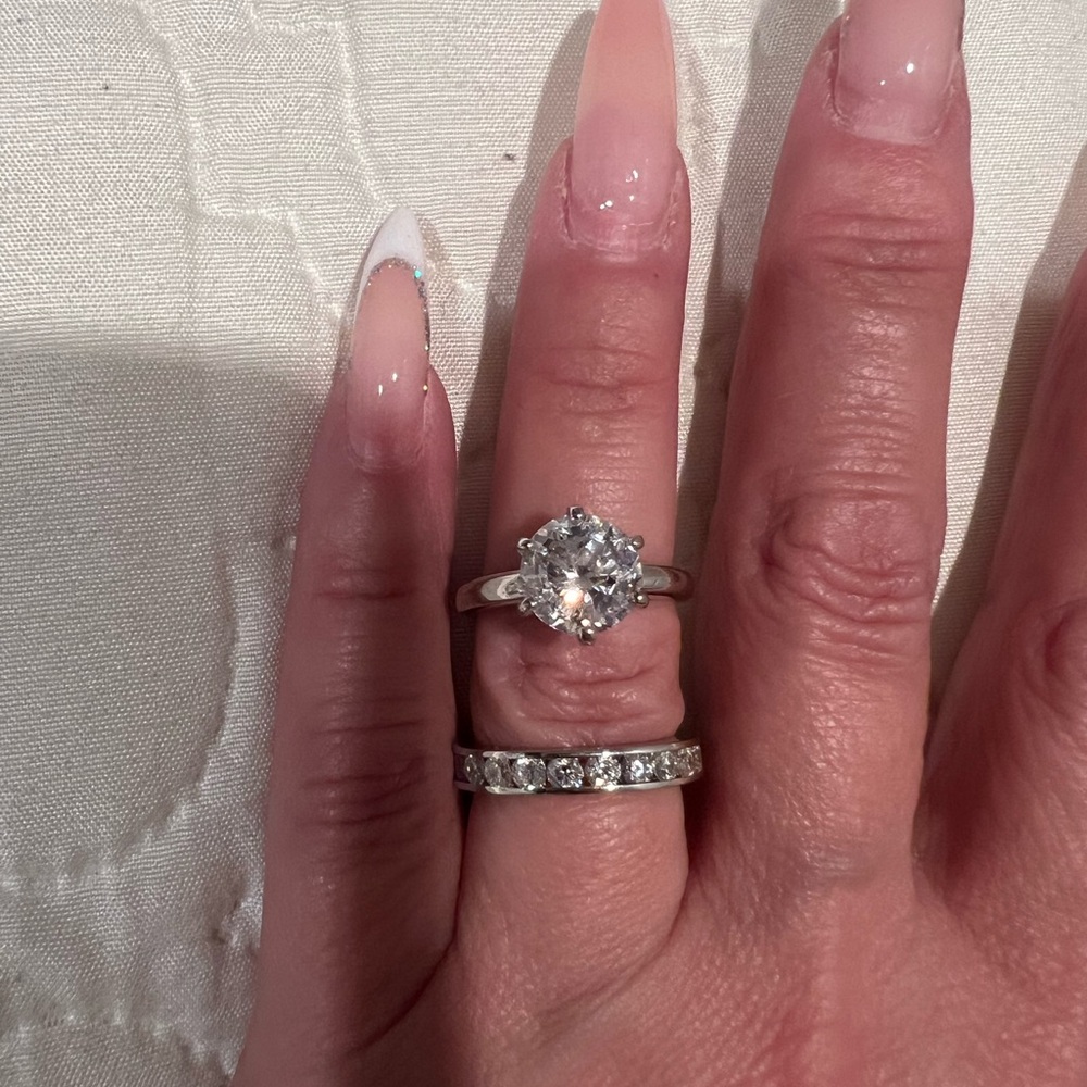 Elegant Silver Ring Set